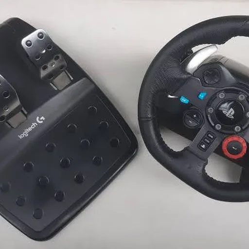 Logitech G29-ის სათამაშო საჭე პედლებით
