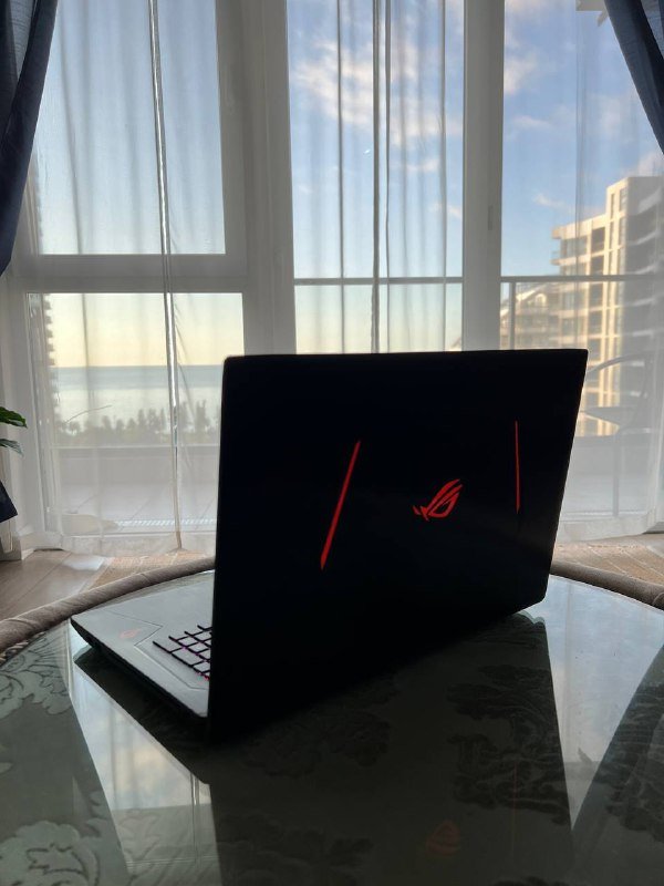 Asus Rog Strix GL753VE ноутбук 2