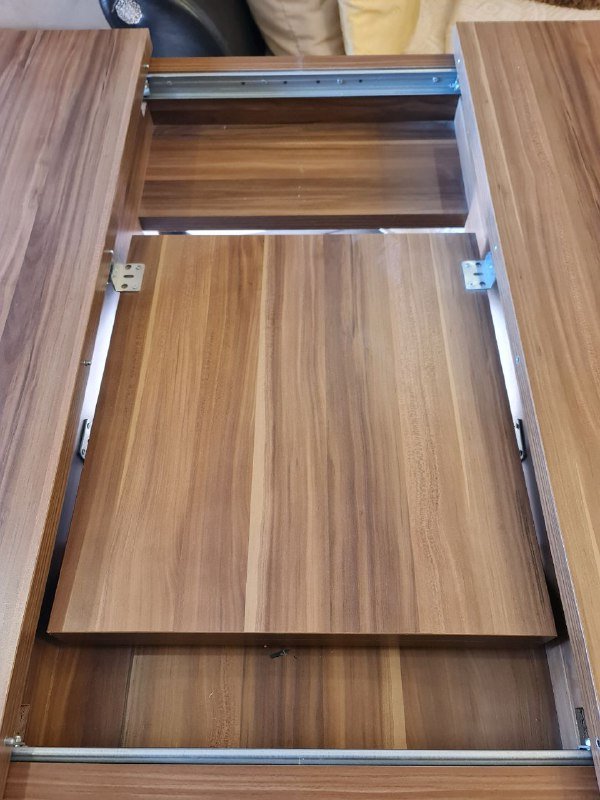 Большой стол из сдвоенного ДСП 4