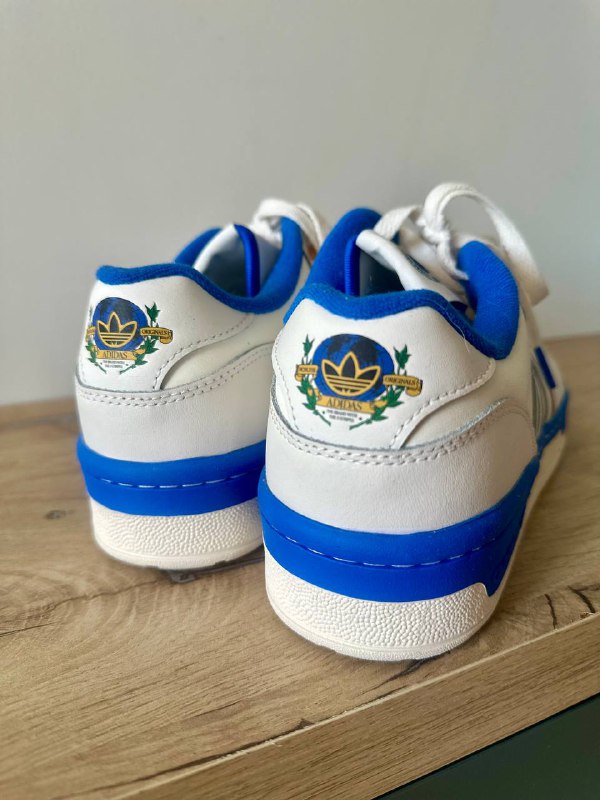Кеды Vans, Худи Adidas, Кроссовки Adidas 6