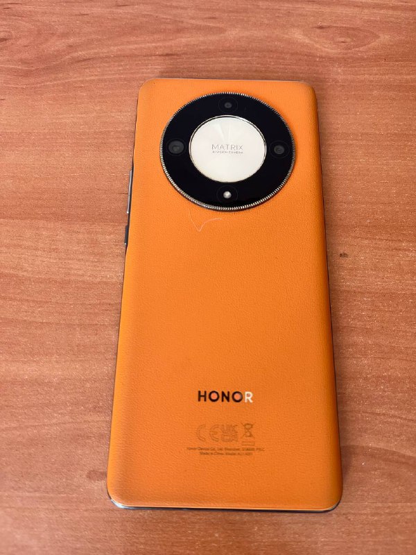 Honor X9b 8/256GB, Xiaomi Redmi Note 8 4/64GB 2