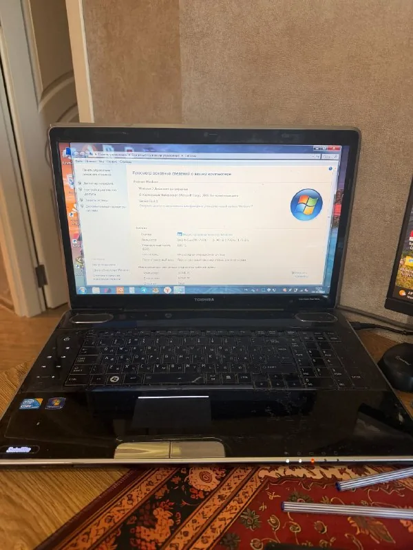 Ноутбук Toshiba Satellite P500-1EJ 1