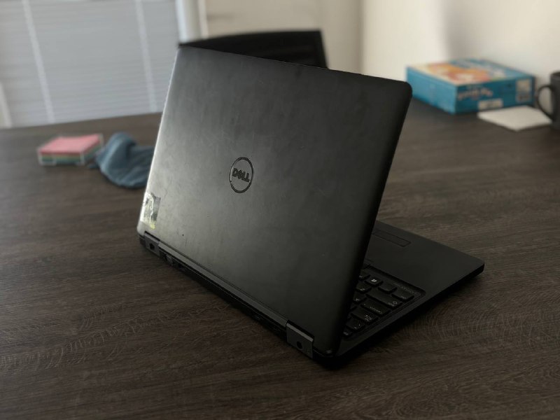 Носимый ноутбук Dell Latitude E5550 3