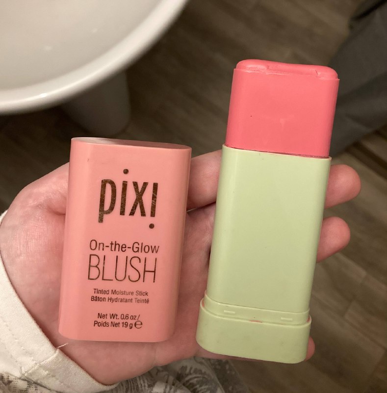 Румяна Pixi, Milk, Krygina
