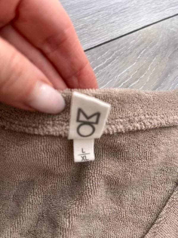 Женский комплект из футболки и шорт 3