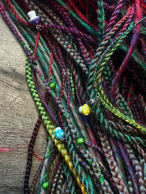 Комплект кос цветных плетеных 2