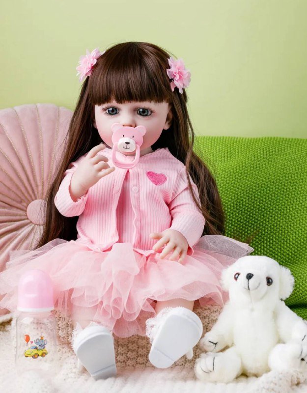 Кукла с коробкой 2