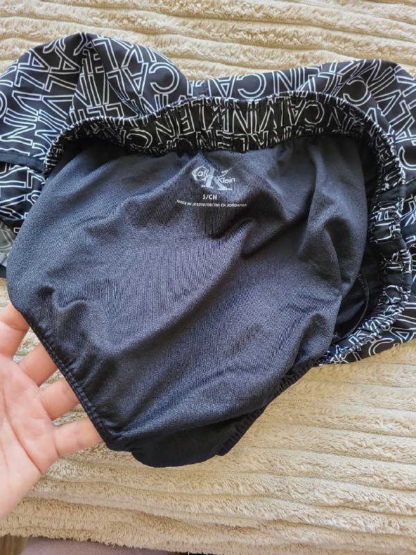 Свитер, повязка на голову, шорты спорт Calvin Klein, шорты хлопок, майка белая, джинсы Koton, юбка вязаная, майка красная вязаная, платье комбинированное 4