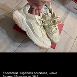 Кроссовки, сумка Calvin Klein, украшения Pandora, куртка, жилет 3
