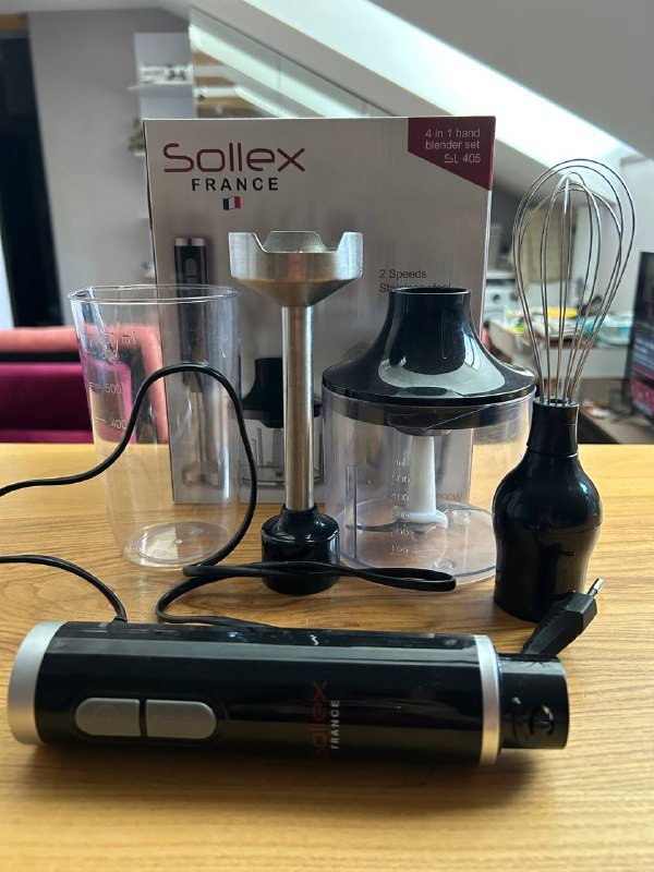 Ремешок Apple Watch, ветровка Lonsdale, куртка Bonfire, косметика, плед, лямки для тяги, блендер Sollex, лоферы Moira 7