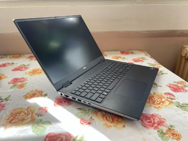 Dell Precision 7670 рабочая станция 1