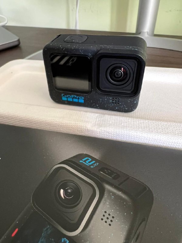 GoPro Hero 12 с аккумуляторами и зарядной станцией