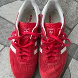 Мужские кроссовки Adidas 1