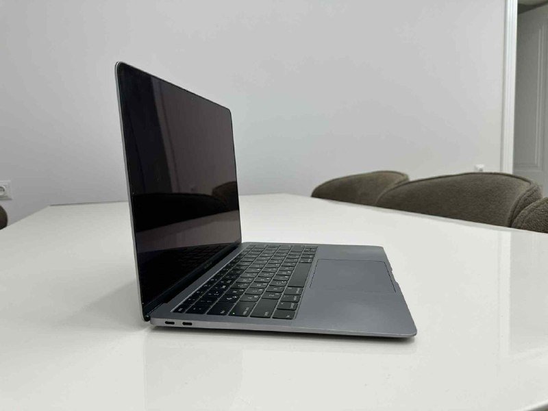 MacBook Air Retina 13-inch 2019 2