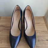 Pazolini genuine leather pumps 1