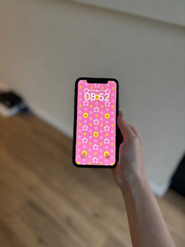 iPhone 11, iPad Air, AirPods 4, кабель Lighting USB