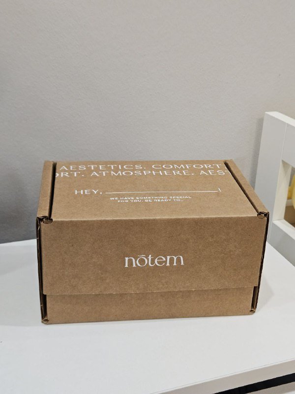 Свеча "Батон" из коллаборации notem и kak.dela