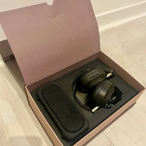 Беспроводные наушники, Bluetooth-колонка Vintage Style
