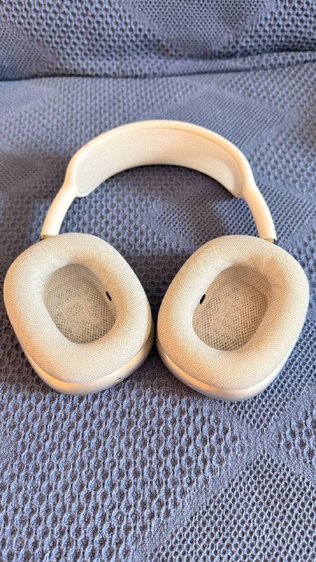 Apple Watch series 9 45 мм, AirPods Max 1 поколение 4