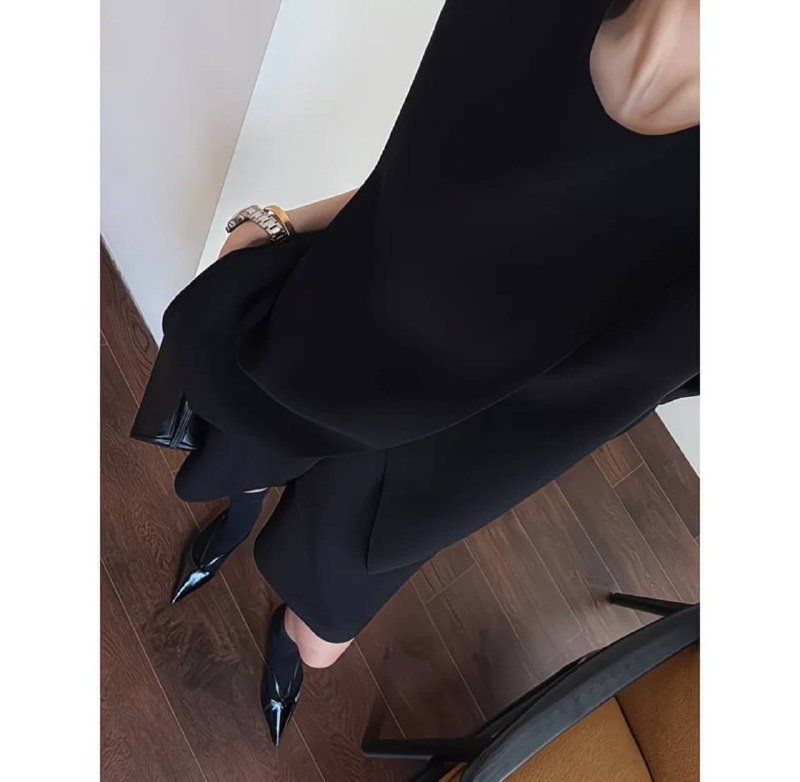 Женский двойка-костюм жилетка и шорты размер S-M