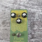 EarthQuaker Devices Plumes, Seymour Duncan Vapor Trail, Electro-Harmonix MOD 11, Audio-Technica AE2500 2