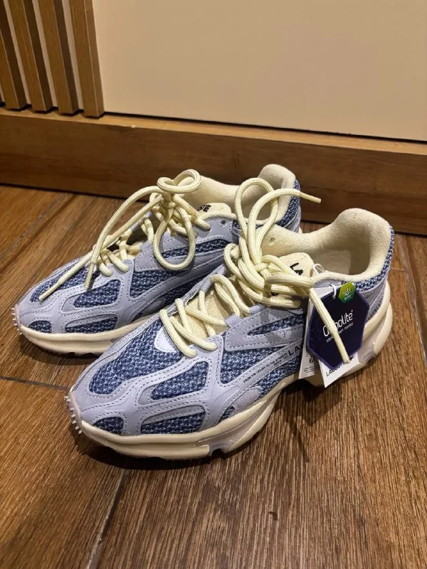 Новые кроссовки Lacoste 1
