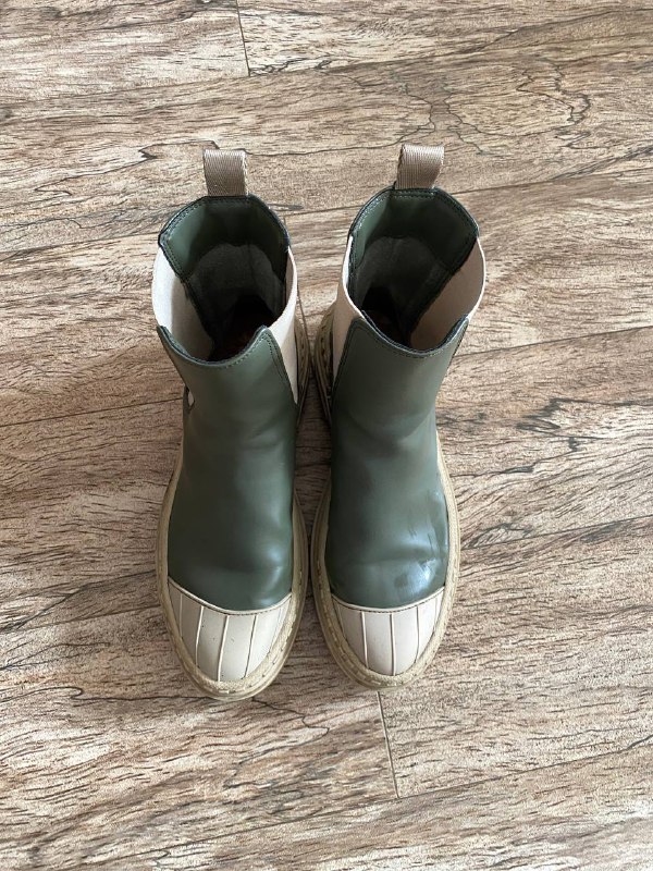 Сапоги резиновые Stradivarius 37р 2