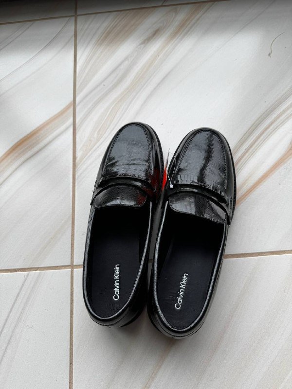 Calvin Klein женские Лоферы 39-40 размер