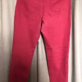 Женские красные джинсы 3