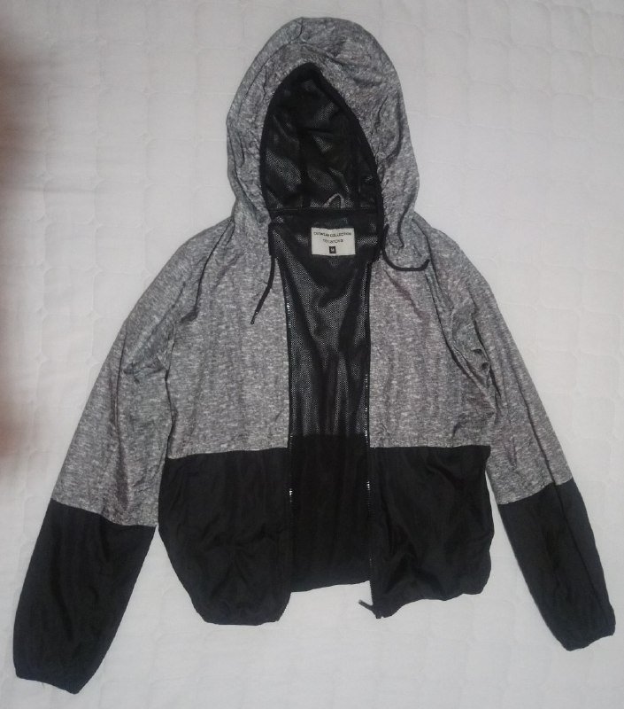 Унисекс куртка ветровка Terranova