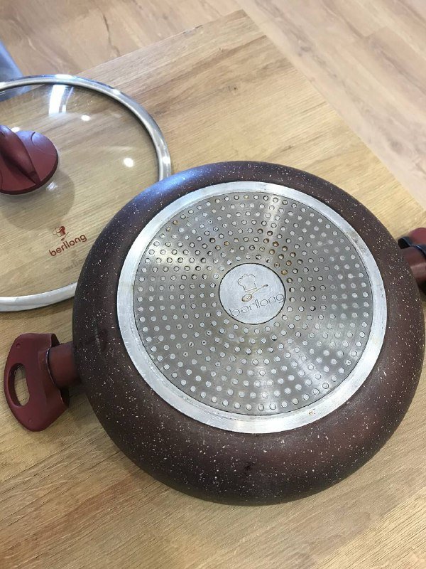 Большая сковородка, маленькая сковородка, большой дуршлаг 2