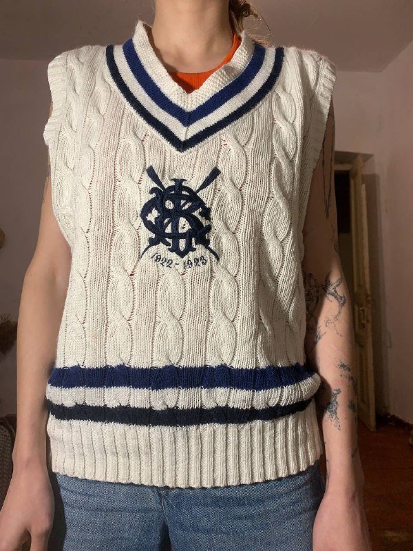 куртка adidas, майка COS, вязаный жилет ralph lauren 3