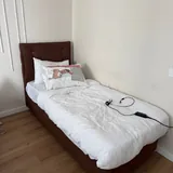 Кровать с матрасом 1
