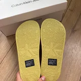 Шльопанці Calvin Klein та Emporio Armani 8