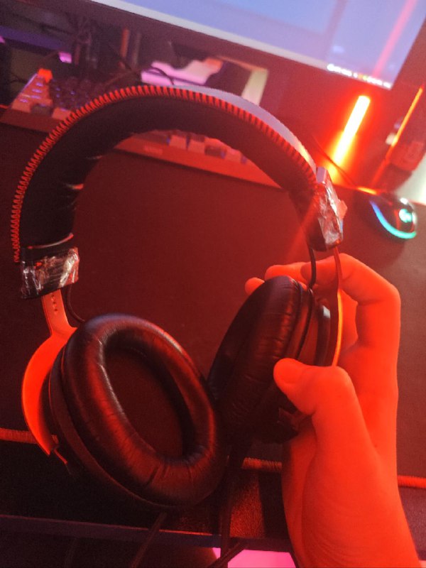 Игровые наушники HyperX Cloud 2 5