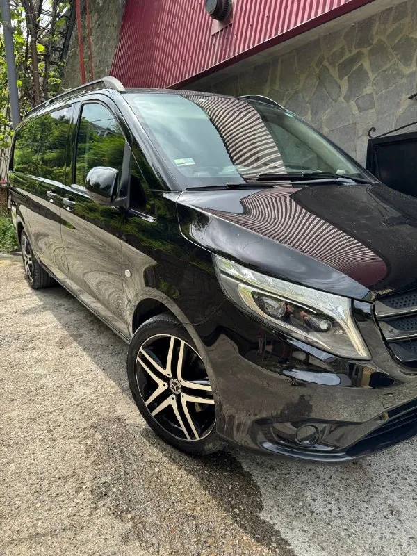 Mercedes Vito 1