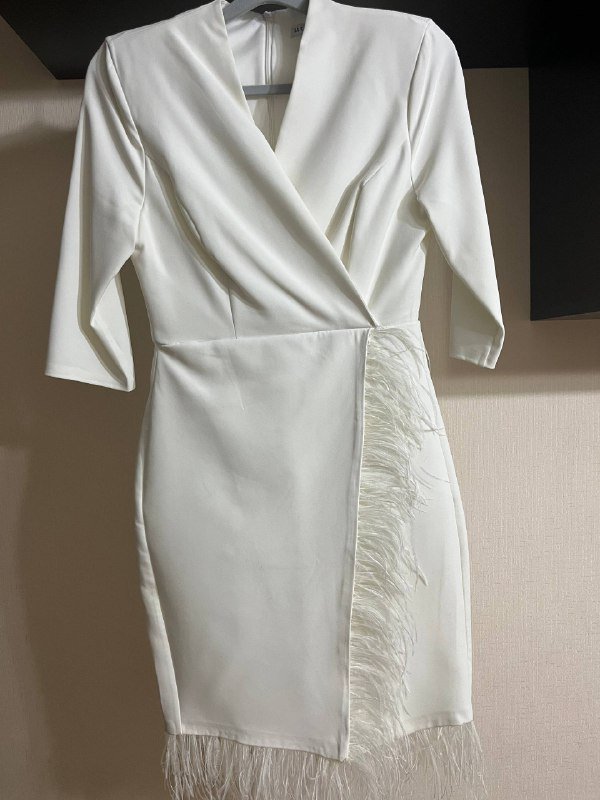 Белое платье размер S