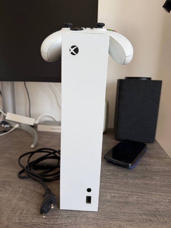 Xbox series S консоль с геймпадом 512 Gb 2