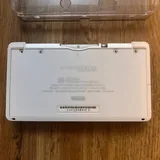 Nintendo 3DS с картриджами Angry Birds и Mario & Sonic 2
