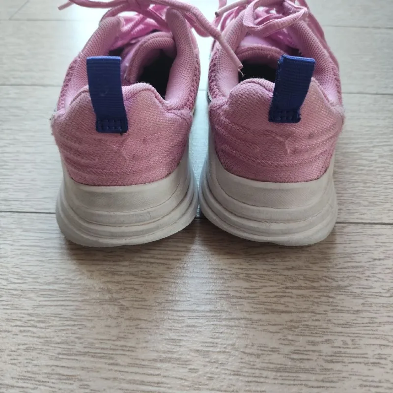 Кроссовки Puma розовые 3