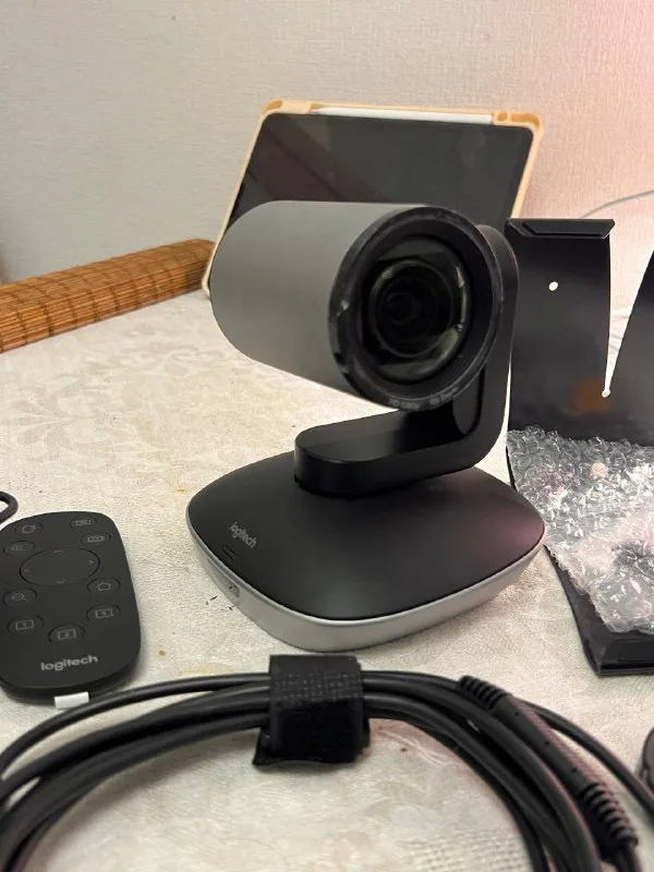 Logitech PTZ Pro 2 камера 1