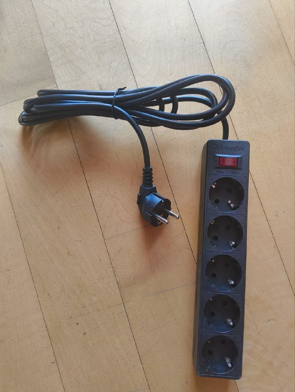 Сетевой фильтр Defender, 5 гнёзд, длинный провод