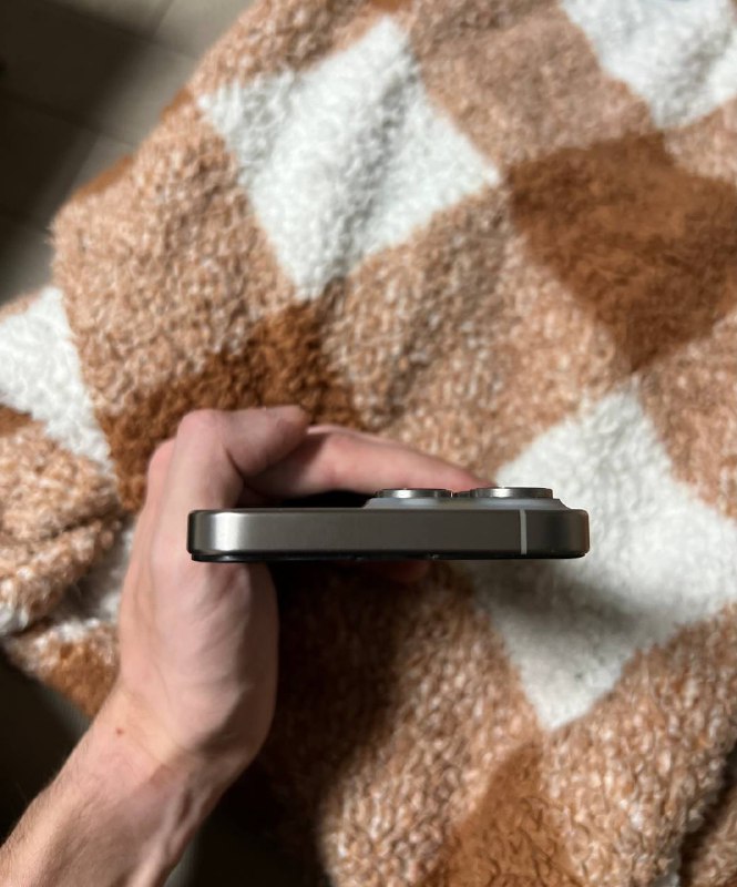 iPhone 15 Pro Max 256 ГБ 5