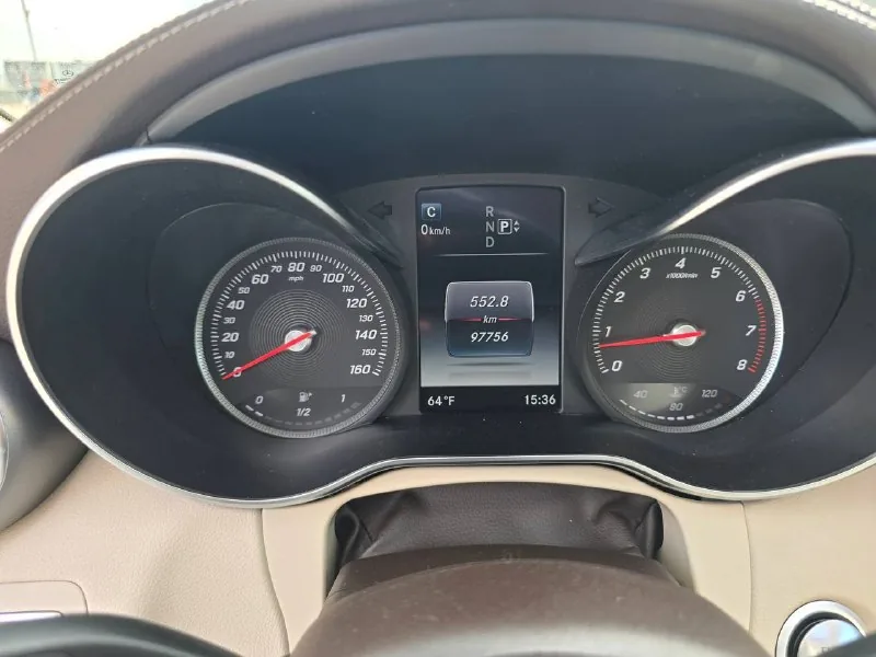 Mercedes-Benz C300 4