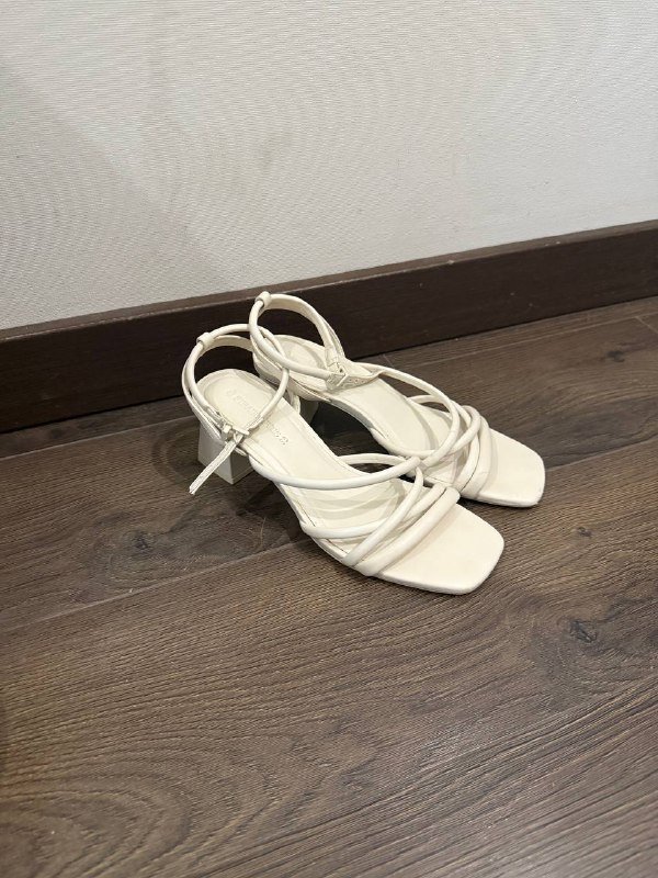 ботинки челси, босоножки, лоферы женские 4