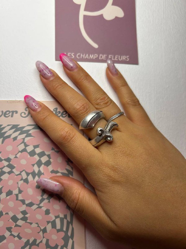 Аутентичное кольцо с Индии в виде кинжала