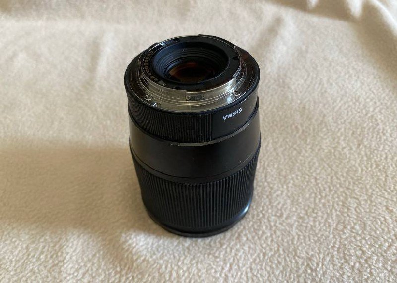 Объектив фикс Sigma 16mm 1.4 для Sony E