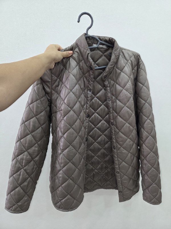 Ободок, серьги, броши, краски, платье, куртки 9