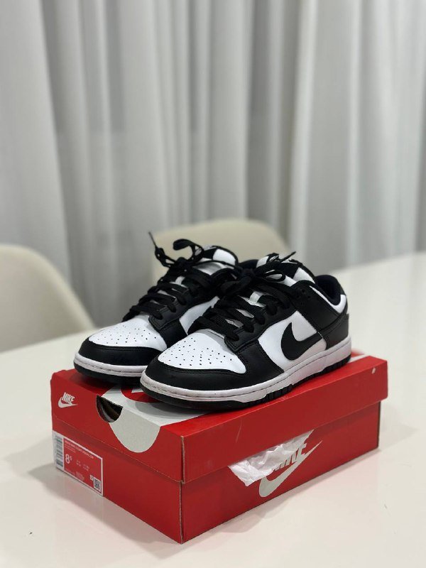 Кроссовки Nike оригинал размер 40 3