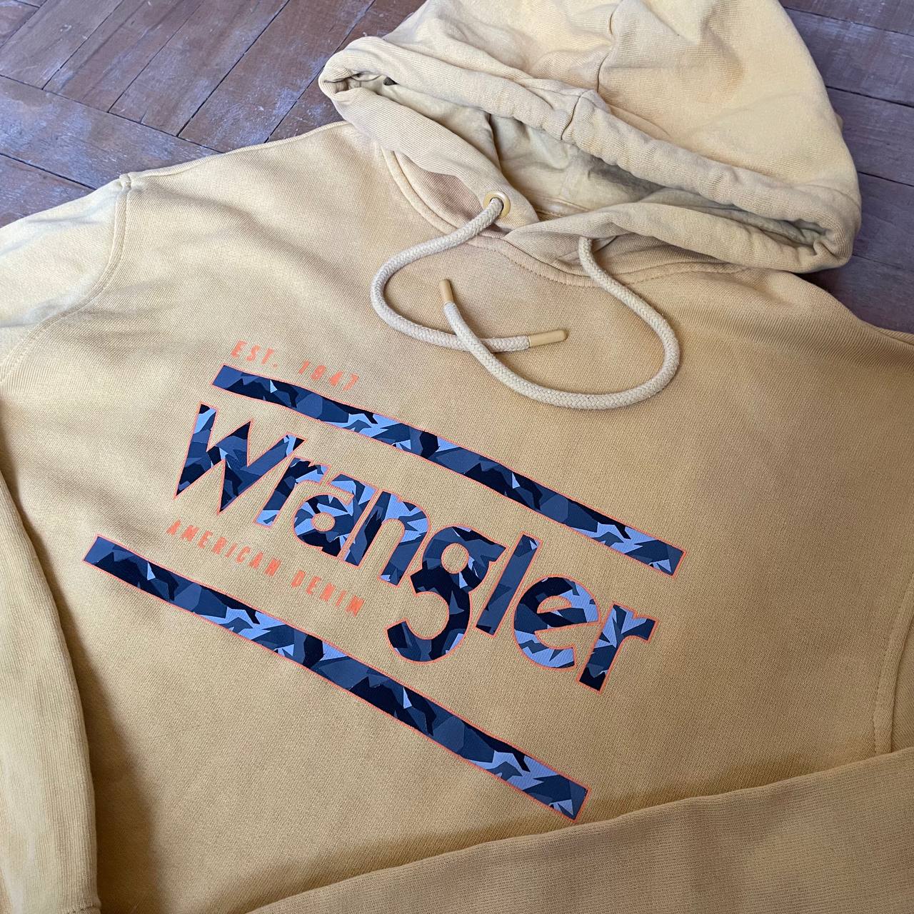 Wrangler hoodie size M 2